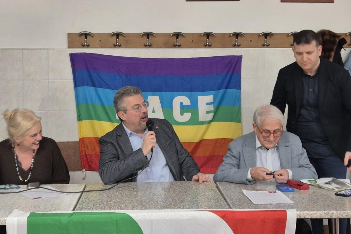 Dialogo sulla sinistra